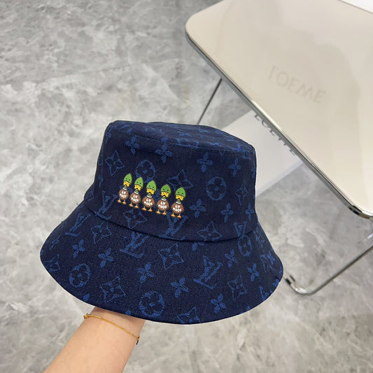 路L家-2024新款老花俏皮經典漁夫帽 藍色