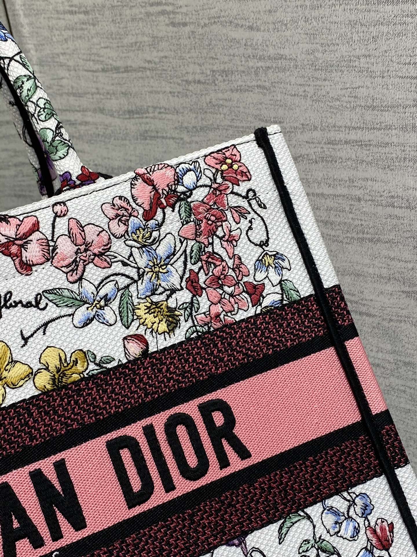 迪D家-Book Tote 2023春夏系列 浪漫花刺繡粉色 中號