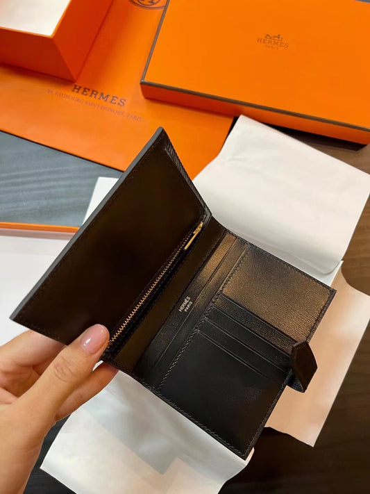 熱銷款 小愛款-Bearn 卡包短夾 Box 黑色 金扣