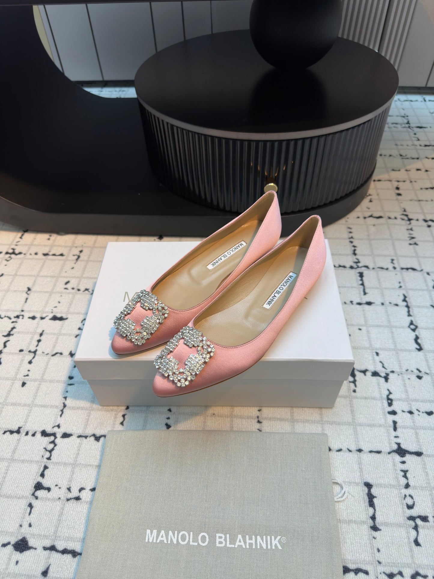 Manolo Blahnik-2024 平底鞋 粉色