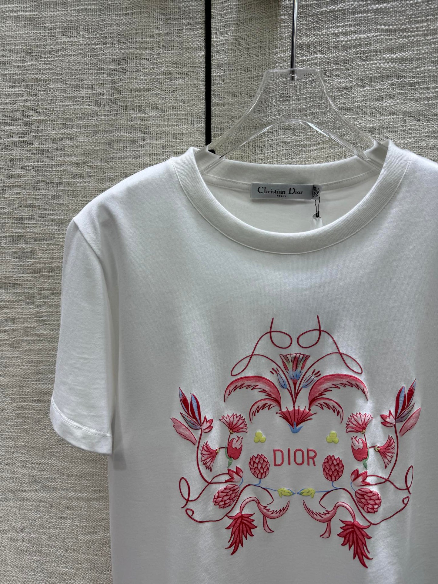 迪D家-2403 24早春最新發泡印花TEE 白色