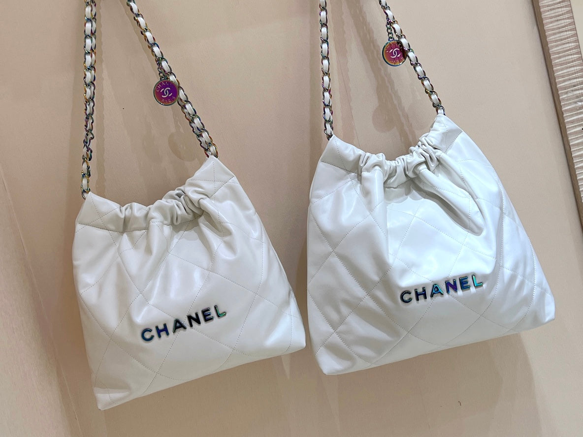 小香風-早春新款Chanel 22號手袋 白色小號