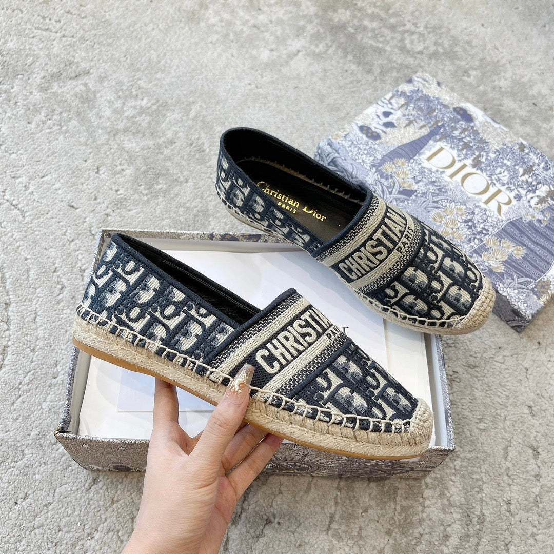 迪D家-經典款 立體刺繡漁夫鞋 藍色