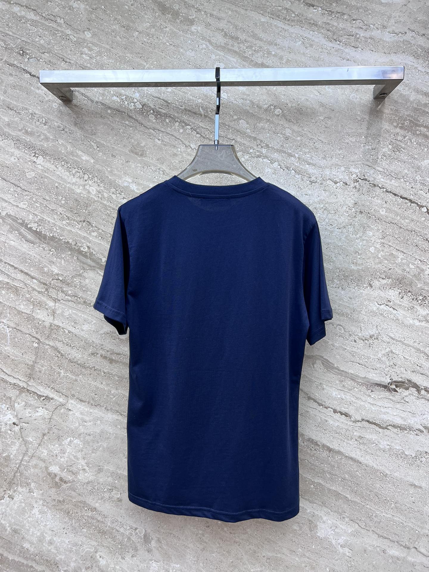迪D家-2403 24春夏新款 小狗刺繡圓領短袖TEE 藍色