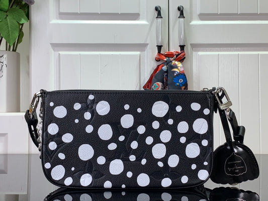 M46410 路L家-LV X YK MULTI POCHETTE ACCESSOIRES 手袋
