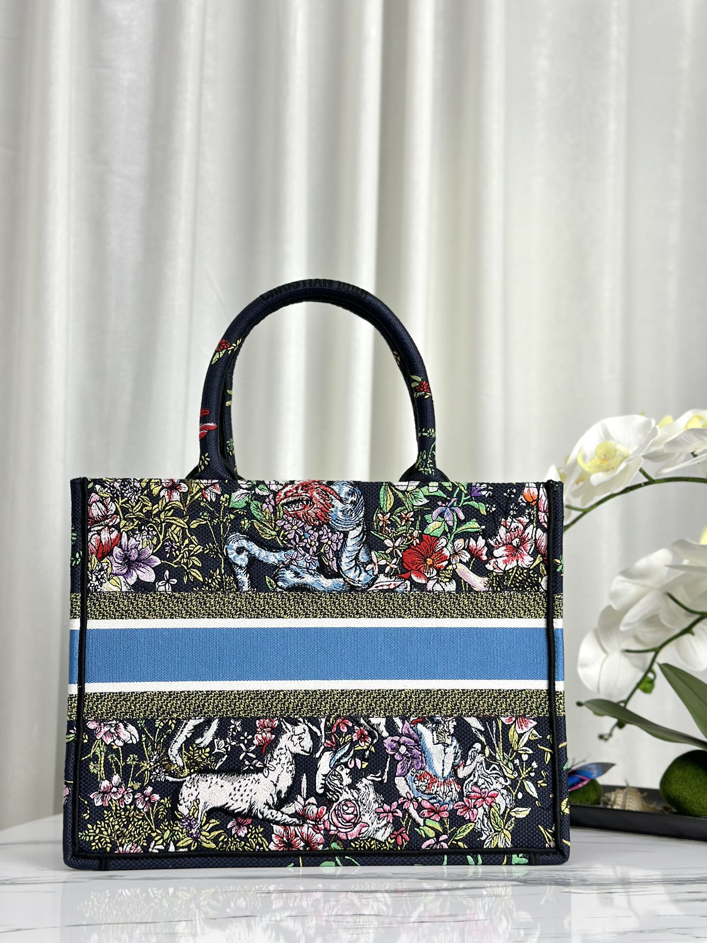 迪D家-Book Tote 黑花刺繡 中號