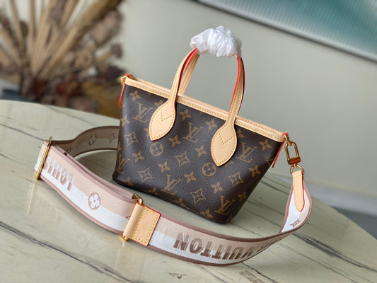 M46705 路L家-Neverfull BB手袋