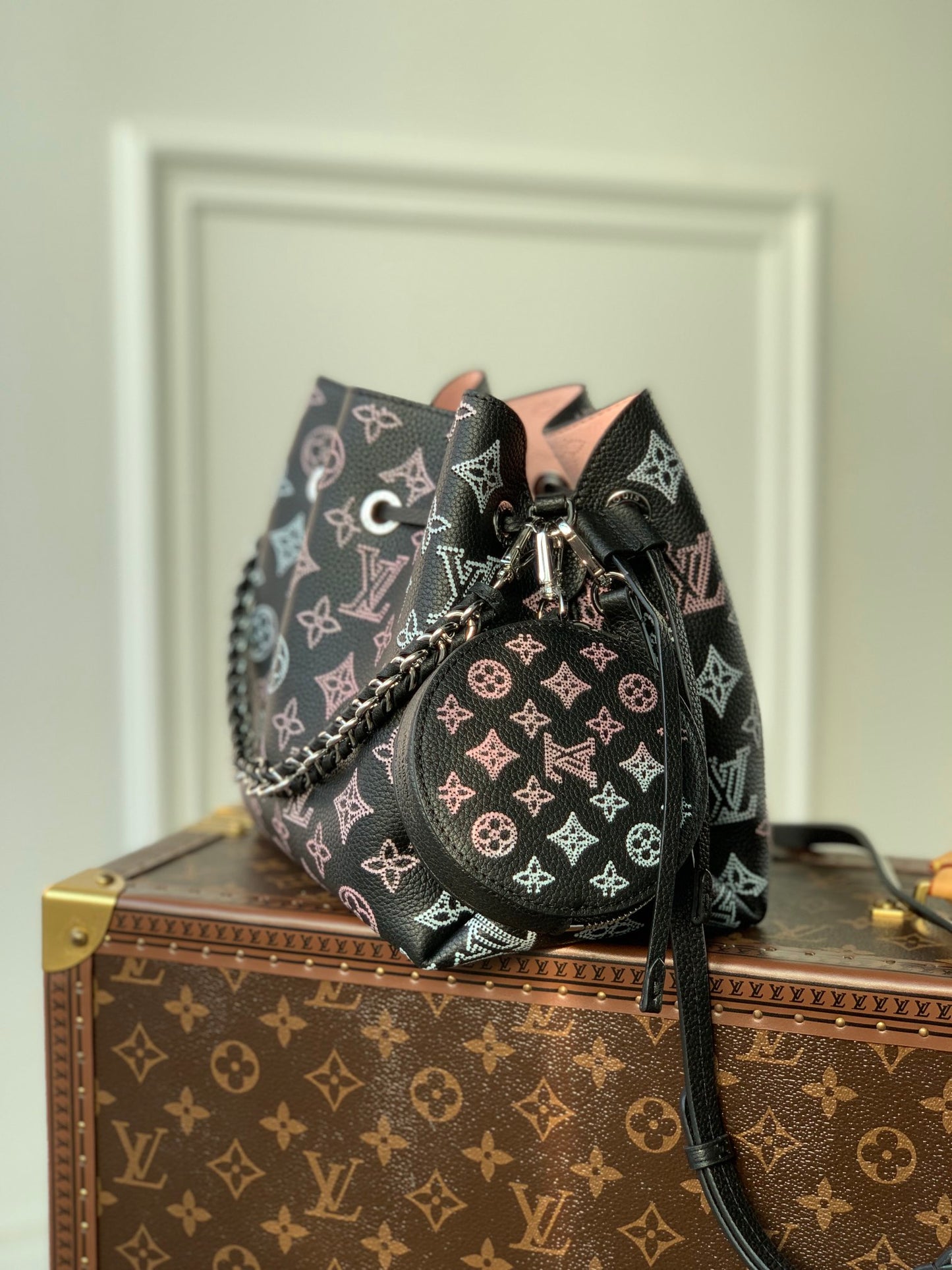 M21096 路L家-Bella Tote 托特包 獨家黑