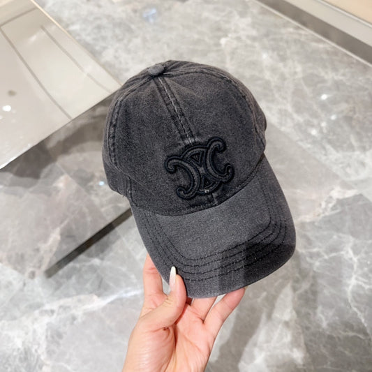 賽C家-新款水洗刺繡Logo棒球帽 黑色