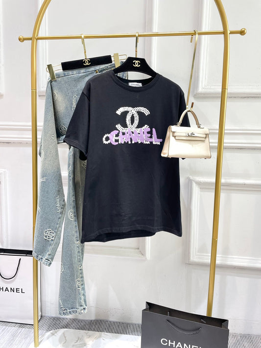 小香家-2404 重疊logo標短袖Tee 黑色
