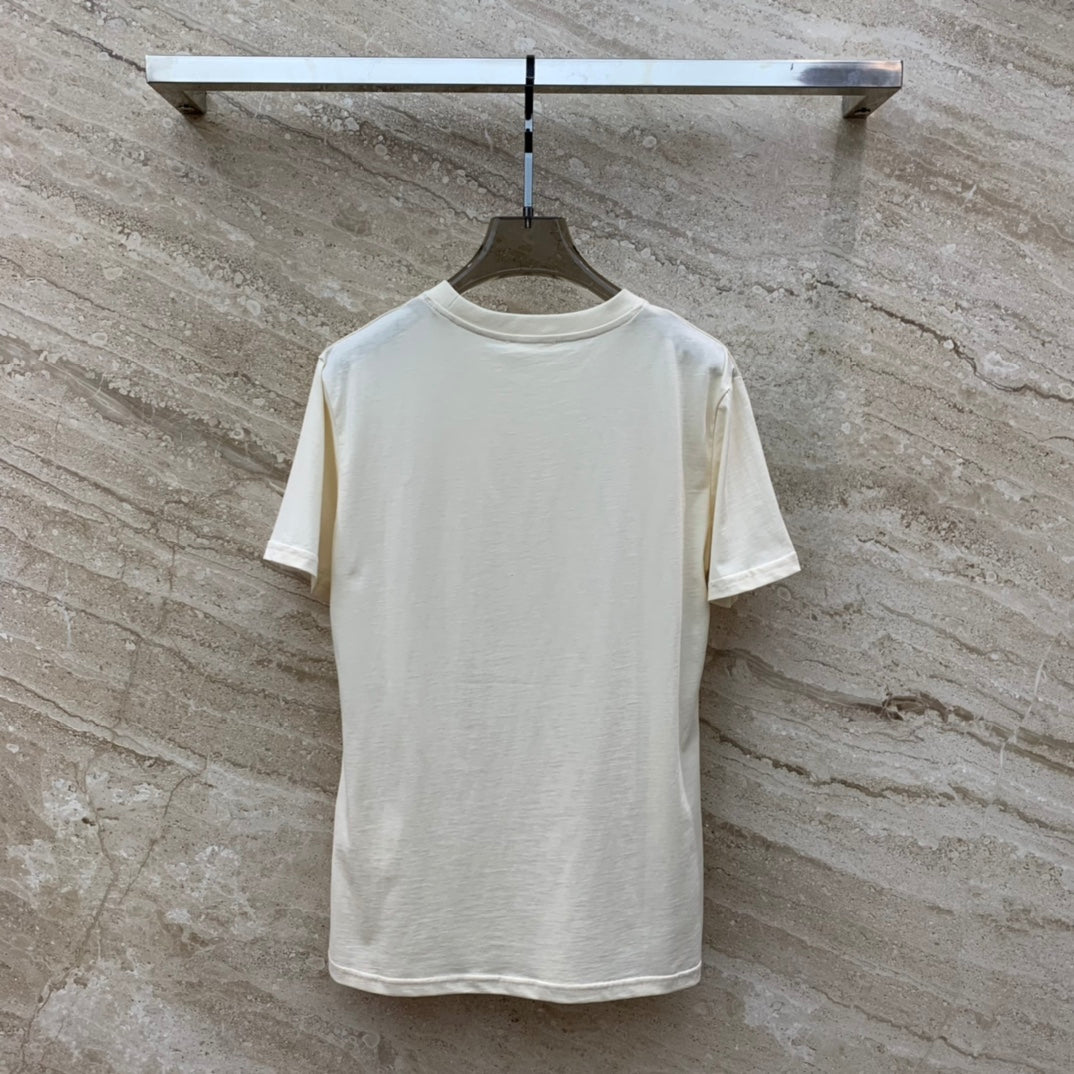 克羅C-2403 24春夏新款章仔刺繡圓領短袖TEE 杏色