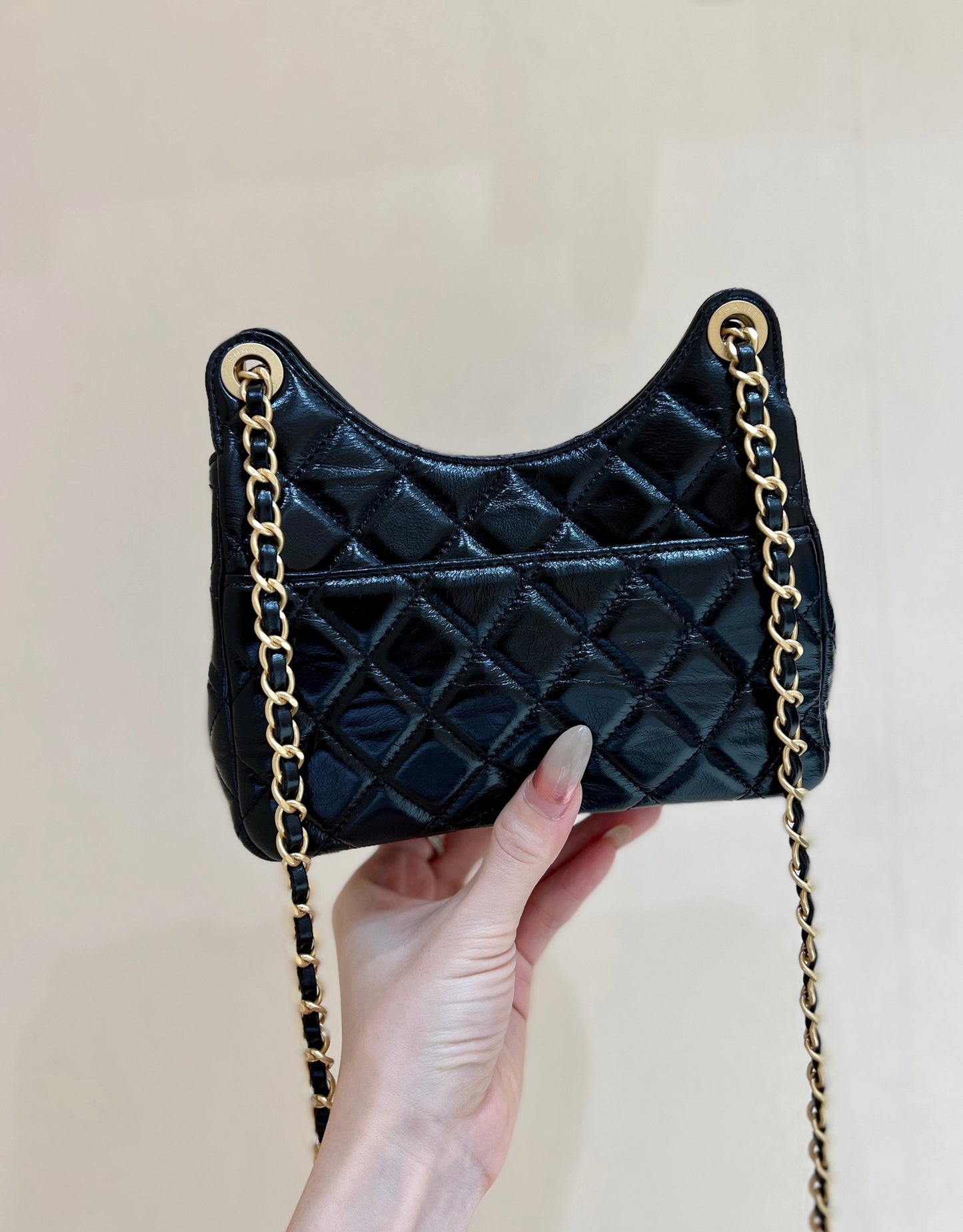 小香家-Chanel Hobo 23c早春款 油蠟皮黑色 小號