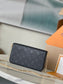M64064 路L家-Pochette Felicie Empreinte壓紋斜背包 黑色