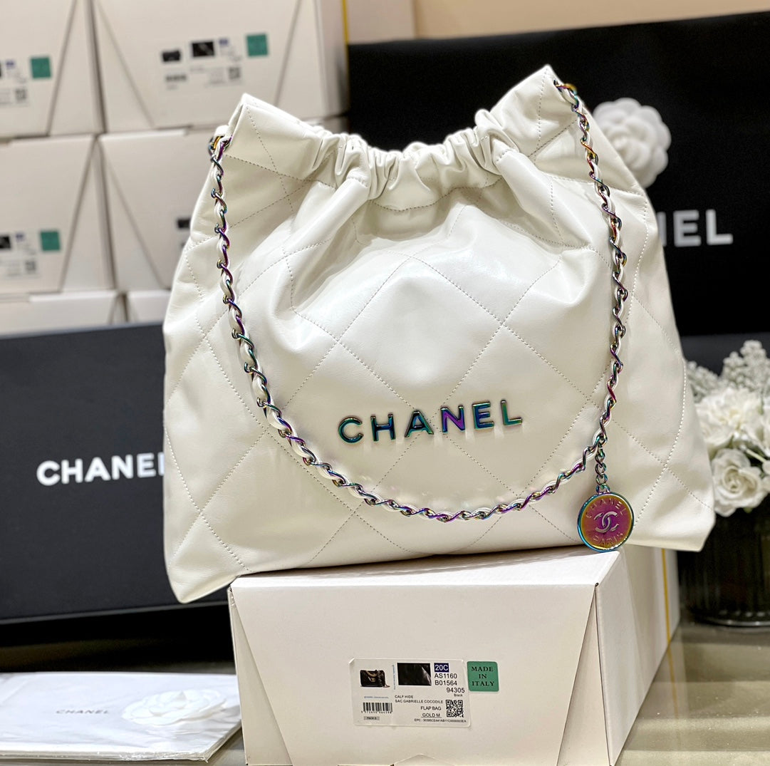 小香風-早春新款Chanel 22號手袋 白色大號
