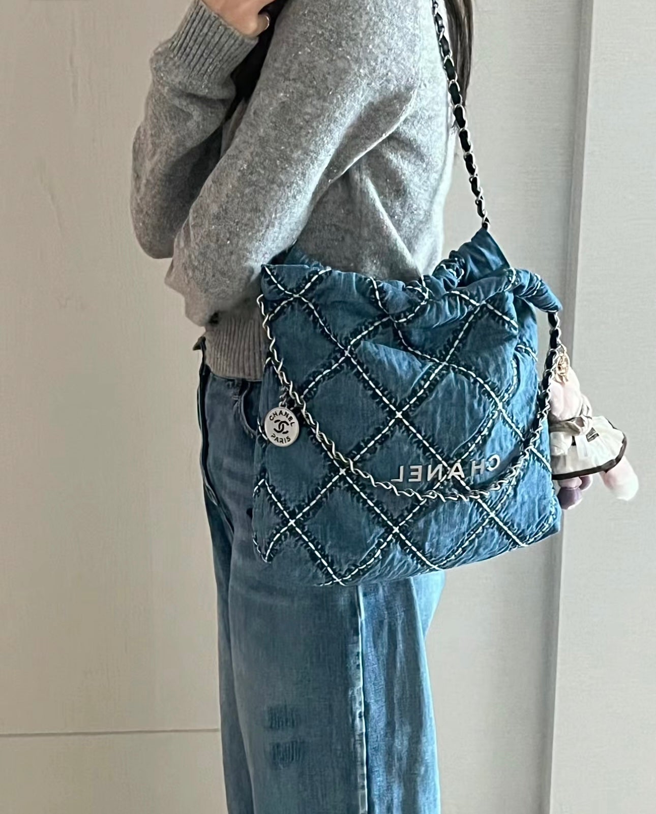 小香家-春夏新款 Chanel 22號手袋 菱格紋縫線牛仔布