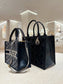 熱銷款 迪D家-2024春夏系列 Book Tote  菱格紋牛皮 黑色 中號