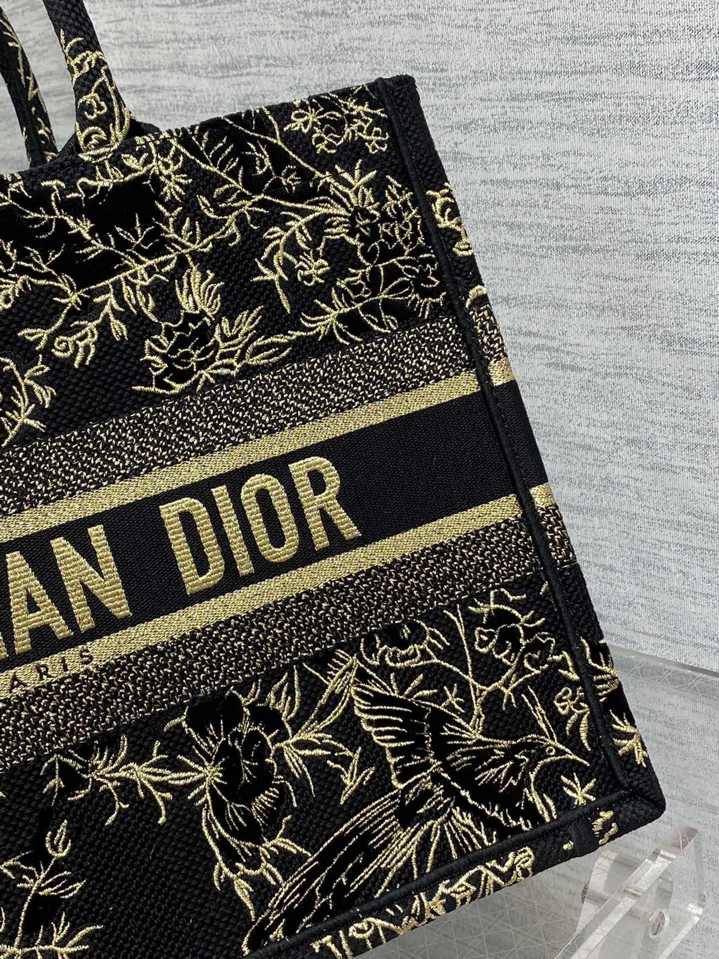 迪D家-BookTote 刺繡手袋 金絲線系列 36x18x28cm