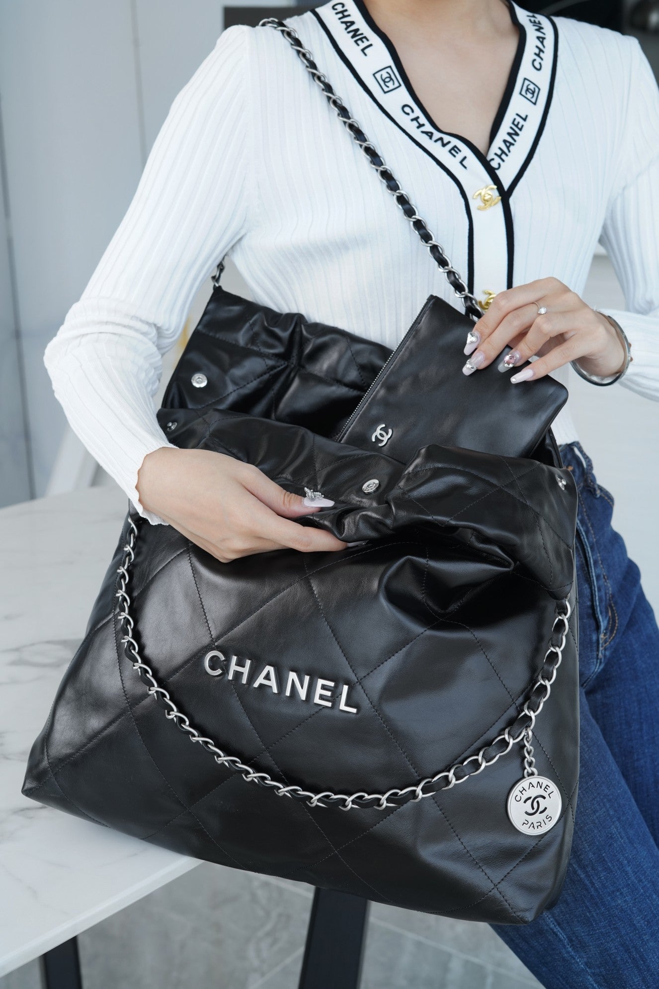 小香家-Chanel 22號手袋 黑銀色大號