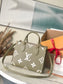 M46647 路L家-OnTheGo BB 托特包 卡其綠色