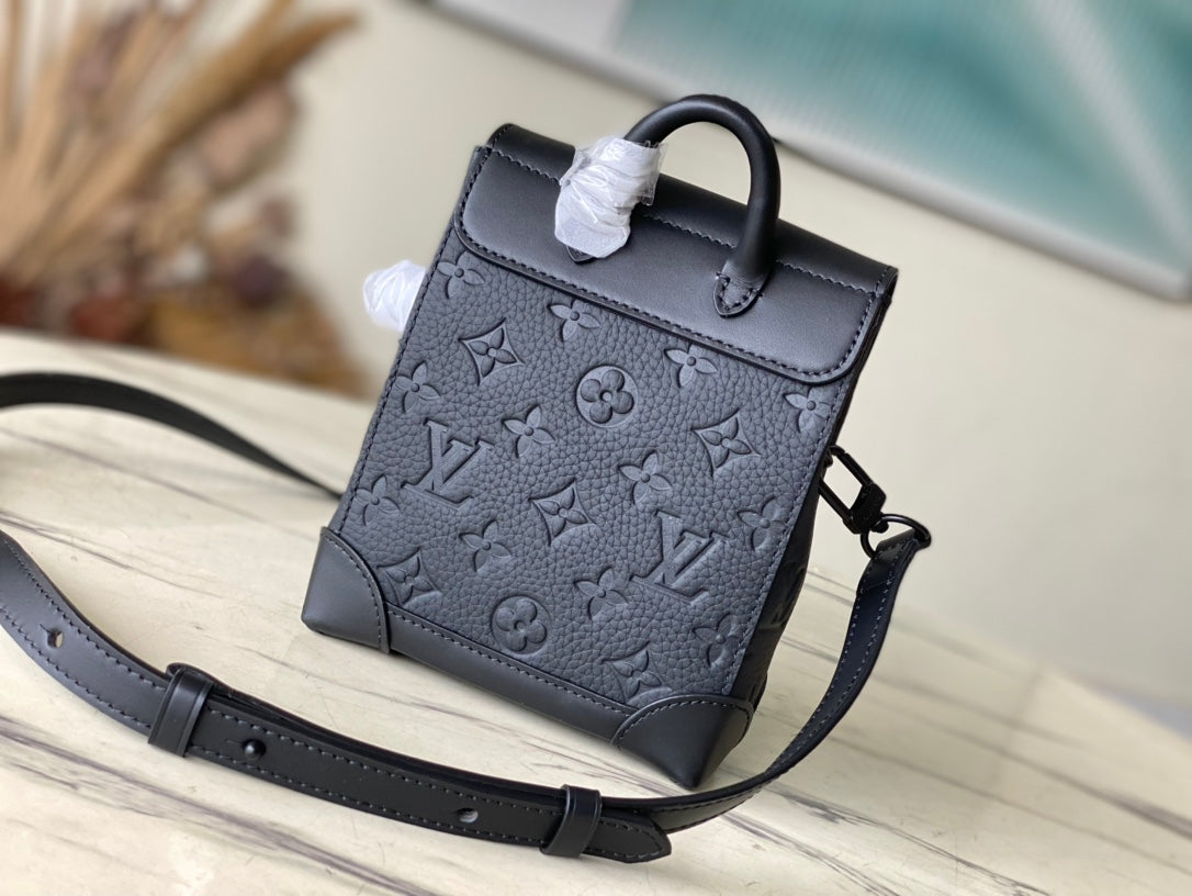 M82772 路L家-Nano Steamer手袋 Taurillon皮革 黑色男款