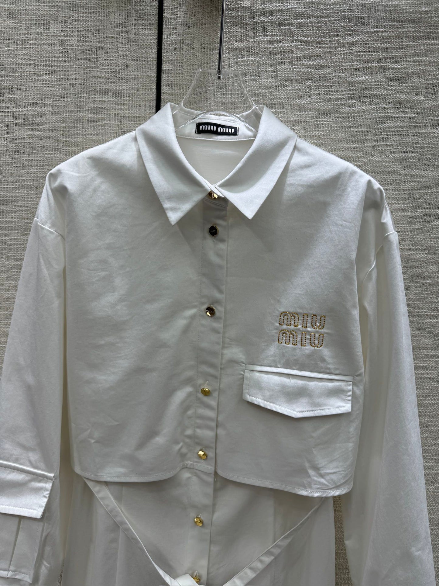 穆Ｍ家-2404 翻領刺繡字母logo工裝洋裝