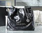 小香家-22S 22Bag 亮面小牛皮中號 黑色銀扣