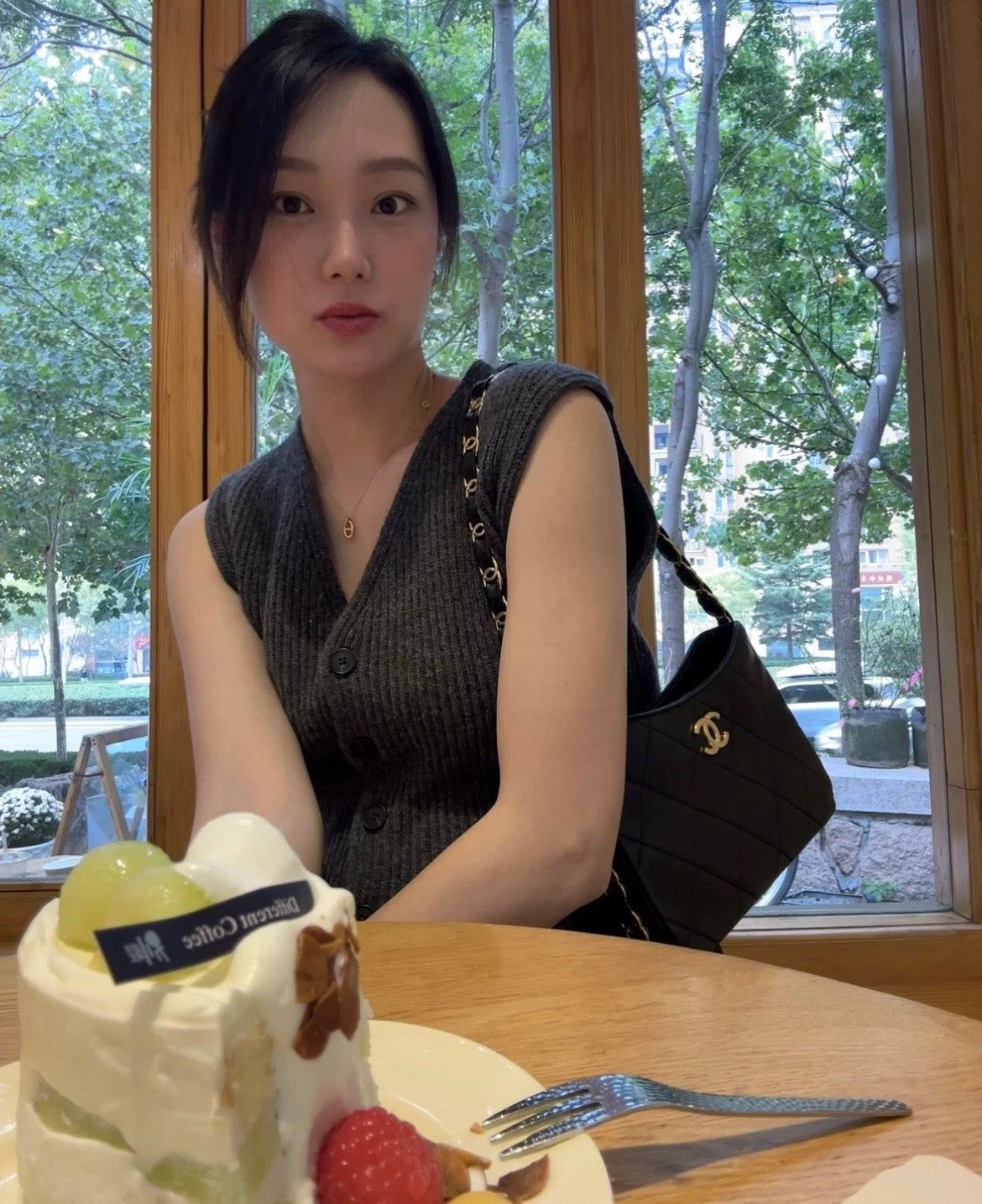 小香家-粗鏈條嬉皮hobo腋下包 黑色