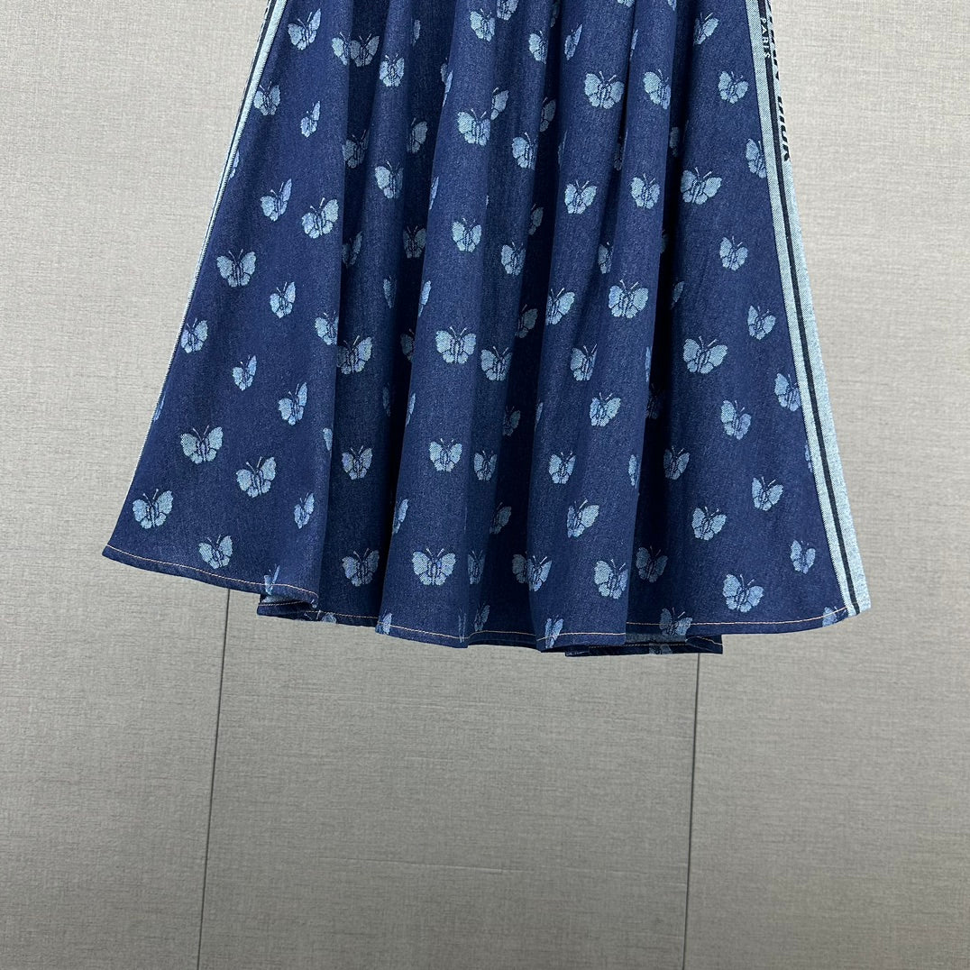 迪D家-2403 蝴蝶字母印花工藝牛仔裙