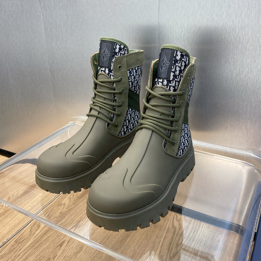 迪D家-2023秋冬新款 Garden系列 圓頭繫帶馬丁短靴 男女同款 綠色