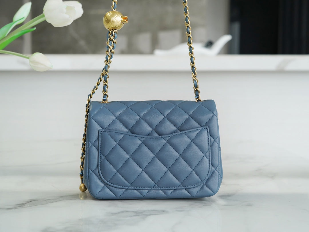 小香家_Chanel 23k 金球方胖子 霧霾藍色