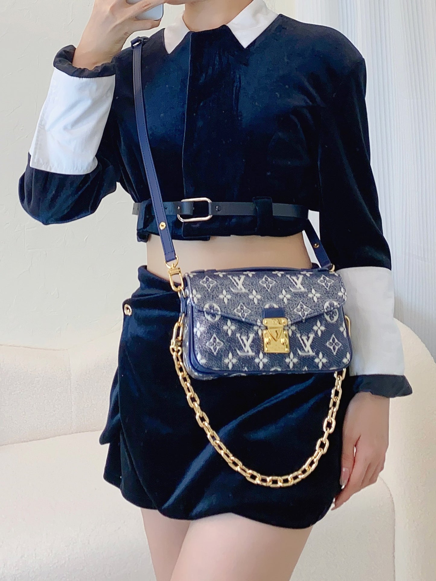 M22834 路L家-Pochette Métis East West 手袋