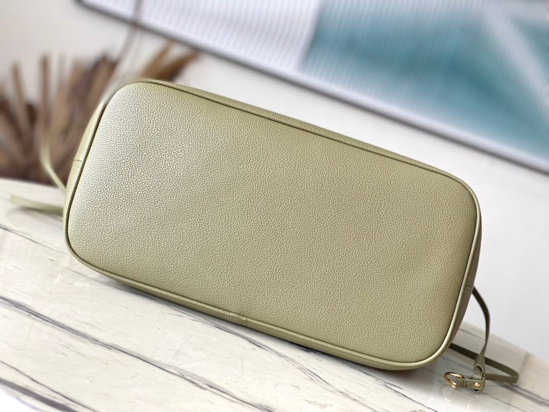 M46649 路L家-Neverfull MM 草綠色