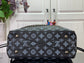 M59200 路L家-Bella Tote 手袋