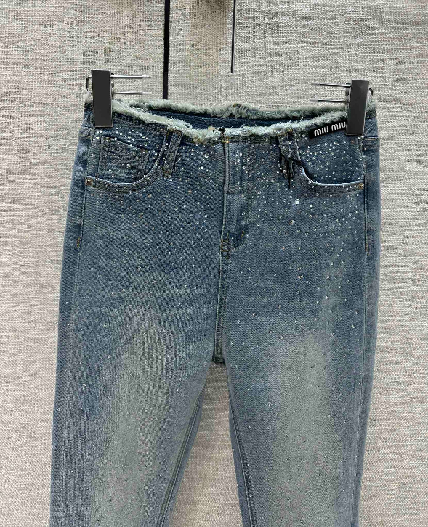 穆M家-2404 燙鑽微標裝飾微喇牛仔褲