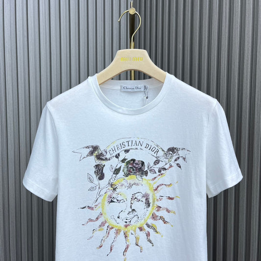 迪D家-2403 24新品上架圓領太陽印花TEE 白色
