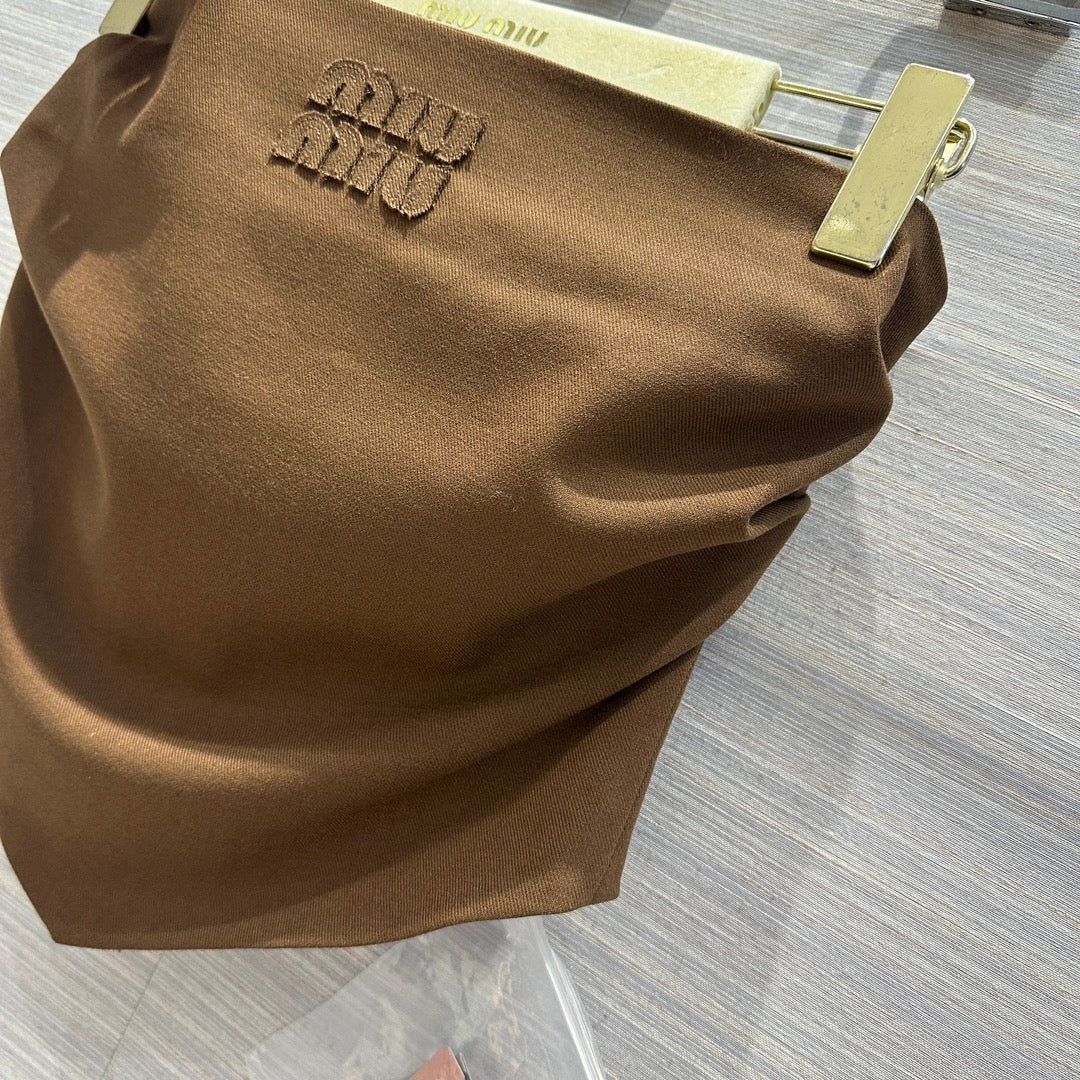 穆M家-2404 24春夏新品疊搭天菜抹胸小可愛 咖啡色