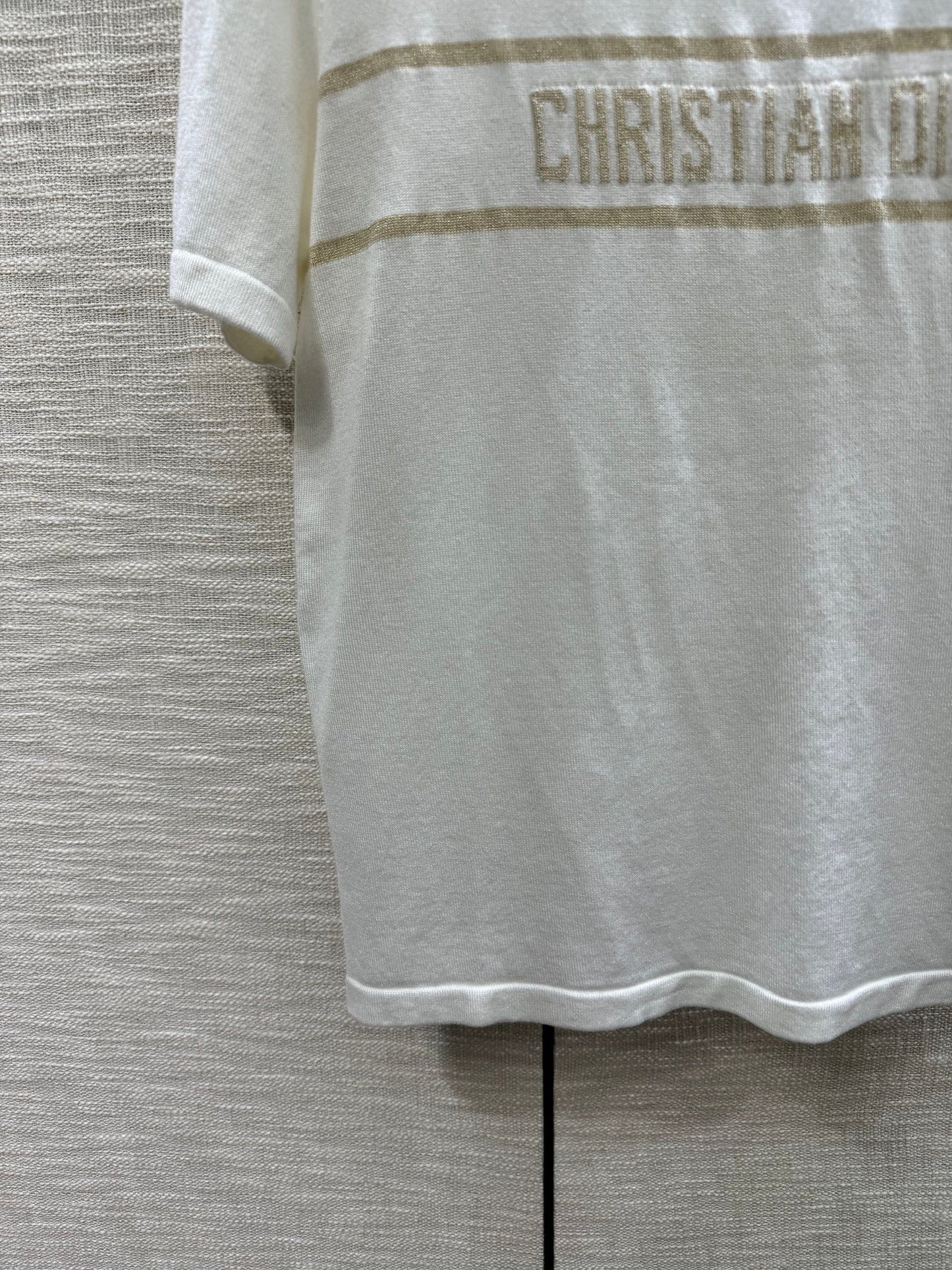 迪D家-2403 刺繡蝴蝶圖案針織短袖 白色