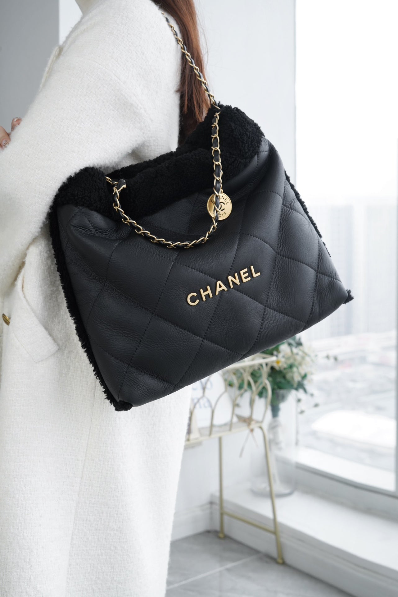 小香家-Chanel 22號手袋 羊羔毛款 黑色