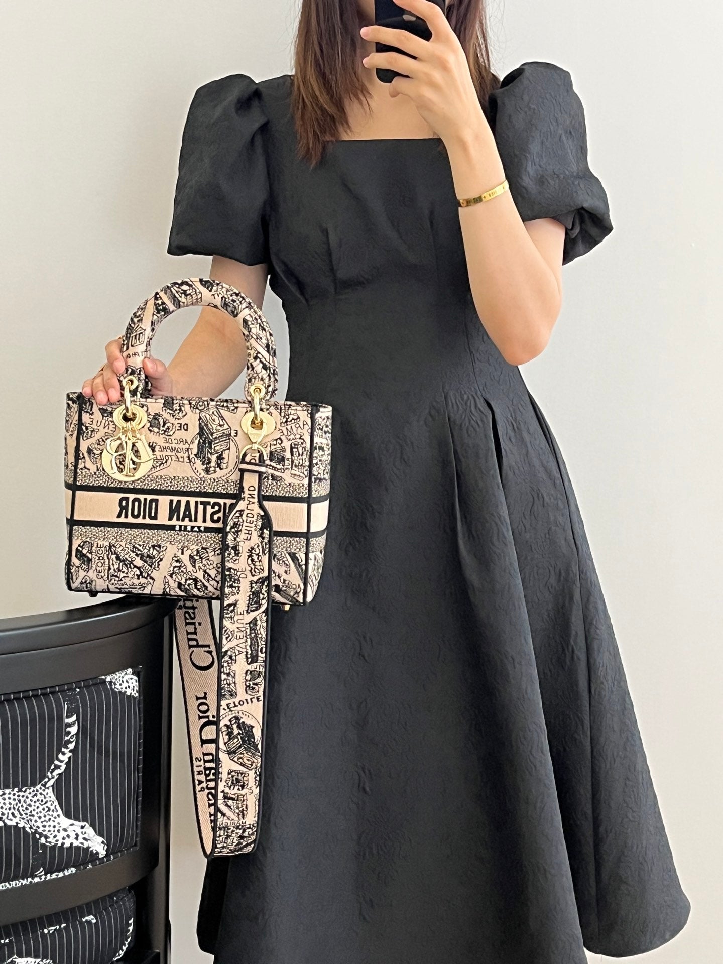 迪D家-Lady 巴黎地圖刺繡系列 杏色 24CM