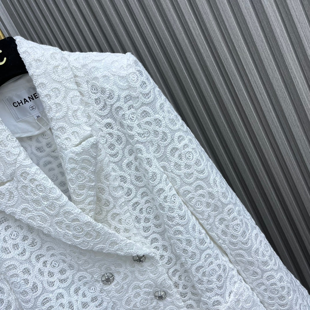 小香家-2403 24新品上架重工珠片繡花外套 白色