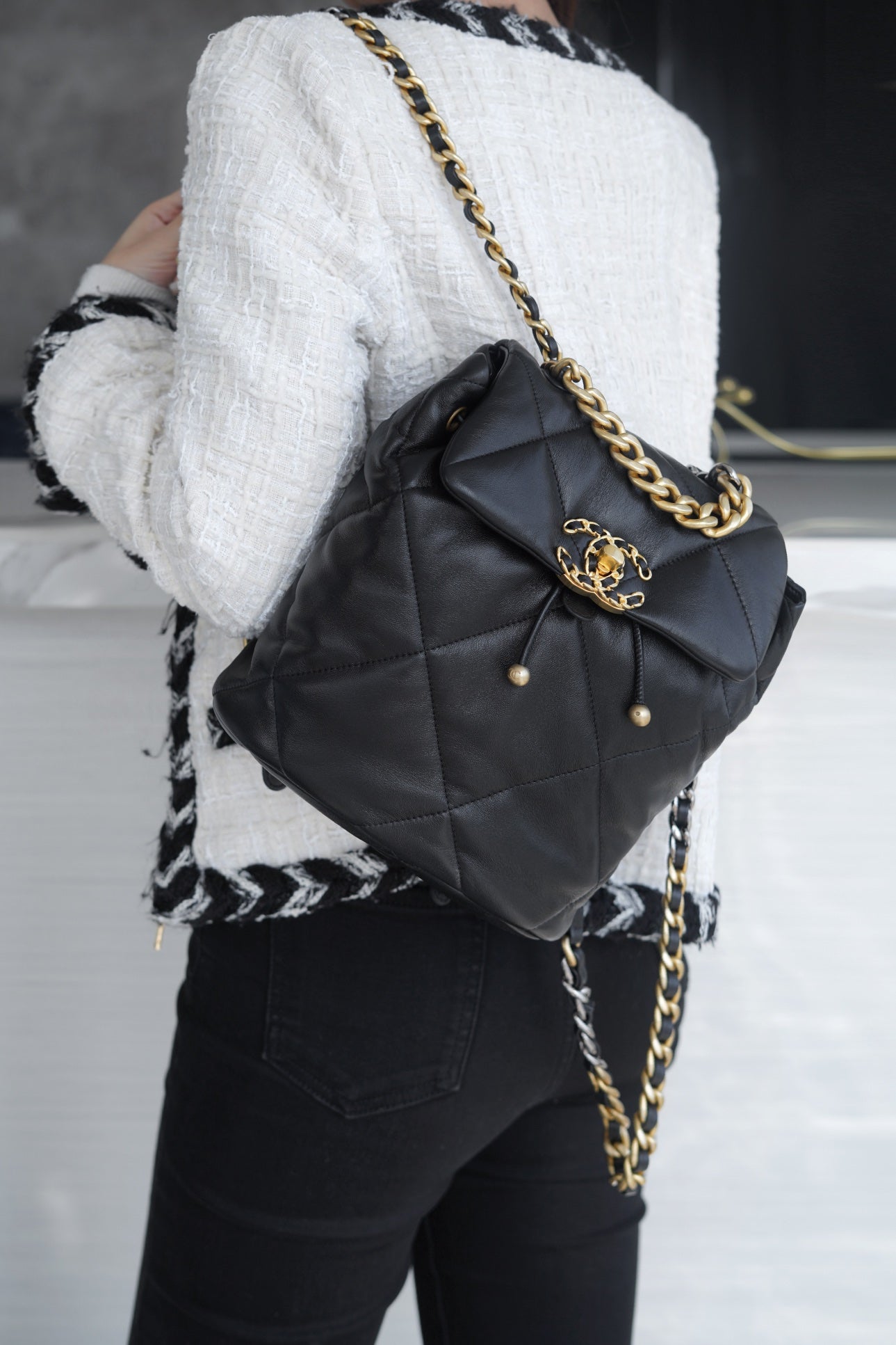 小香家- Chanel 24C 19bag 雙肩後背包 黑色