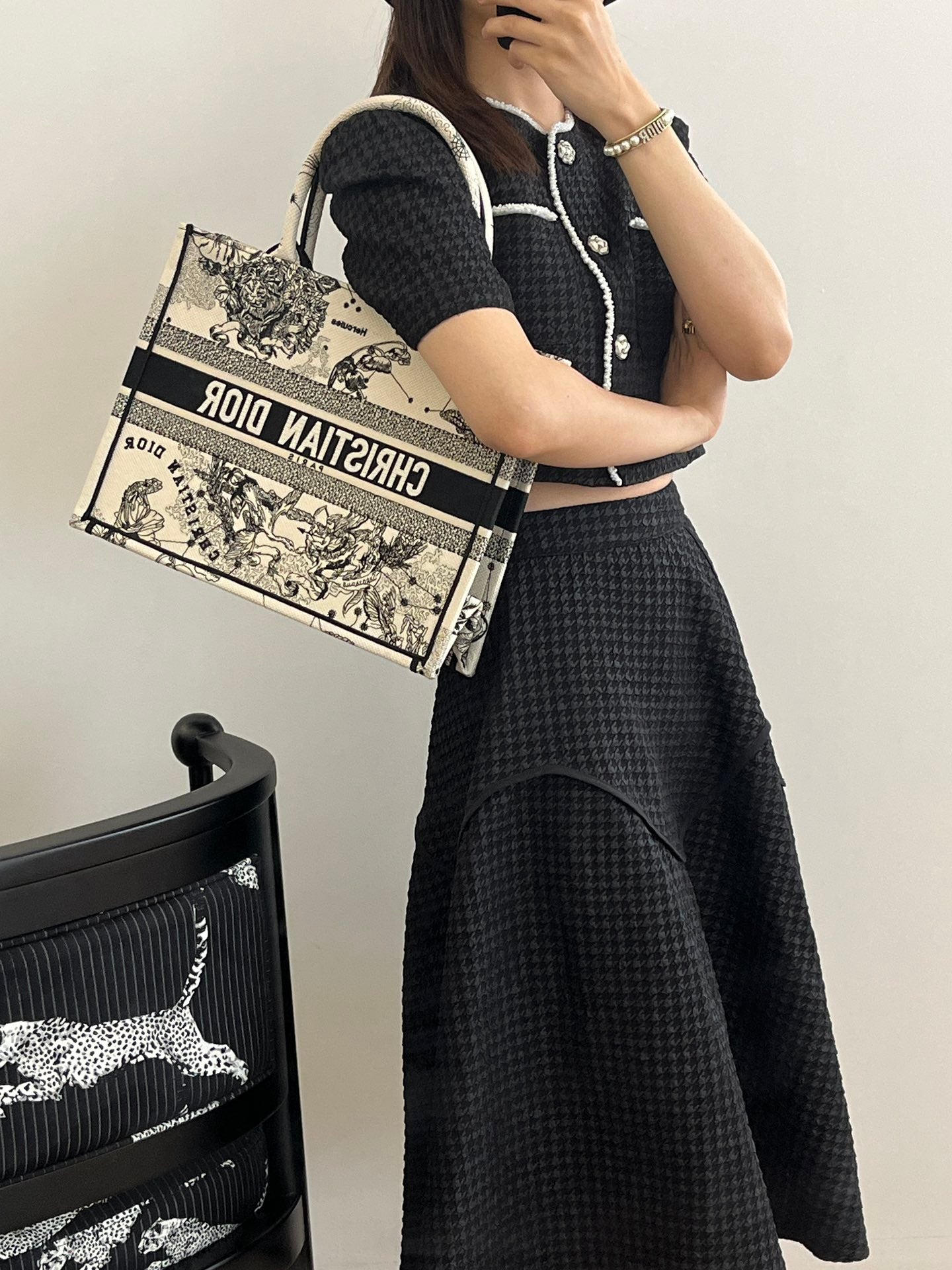 迪D家-2023春夏新款 Tote 星座系列米白色 中號