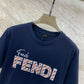 芬F家-2403 24SS春夏新款Logo刺繡圓領短袖TEE 藍色