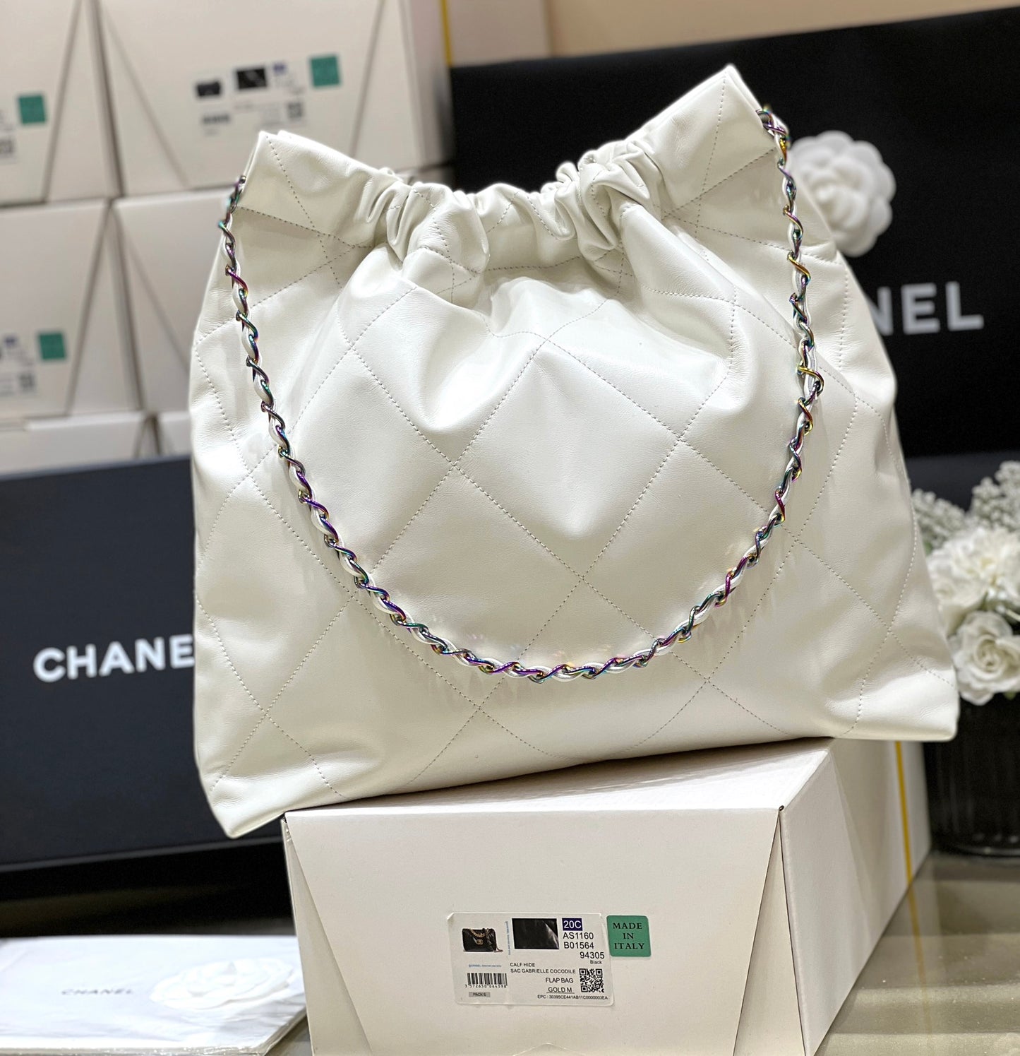 小香風-早春新款Chanel 22號手袋 白色大號