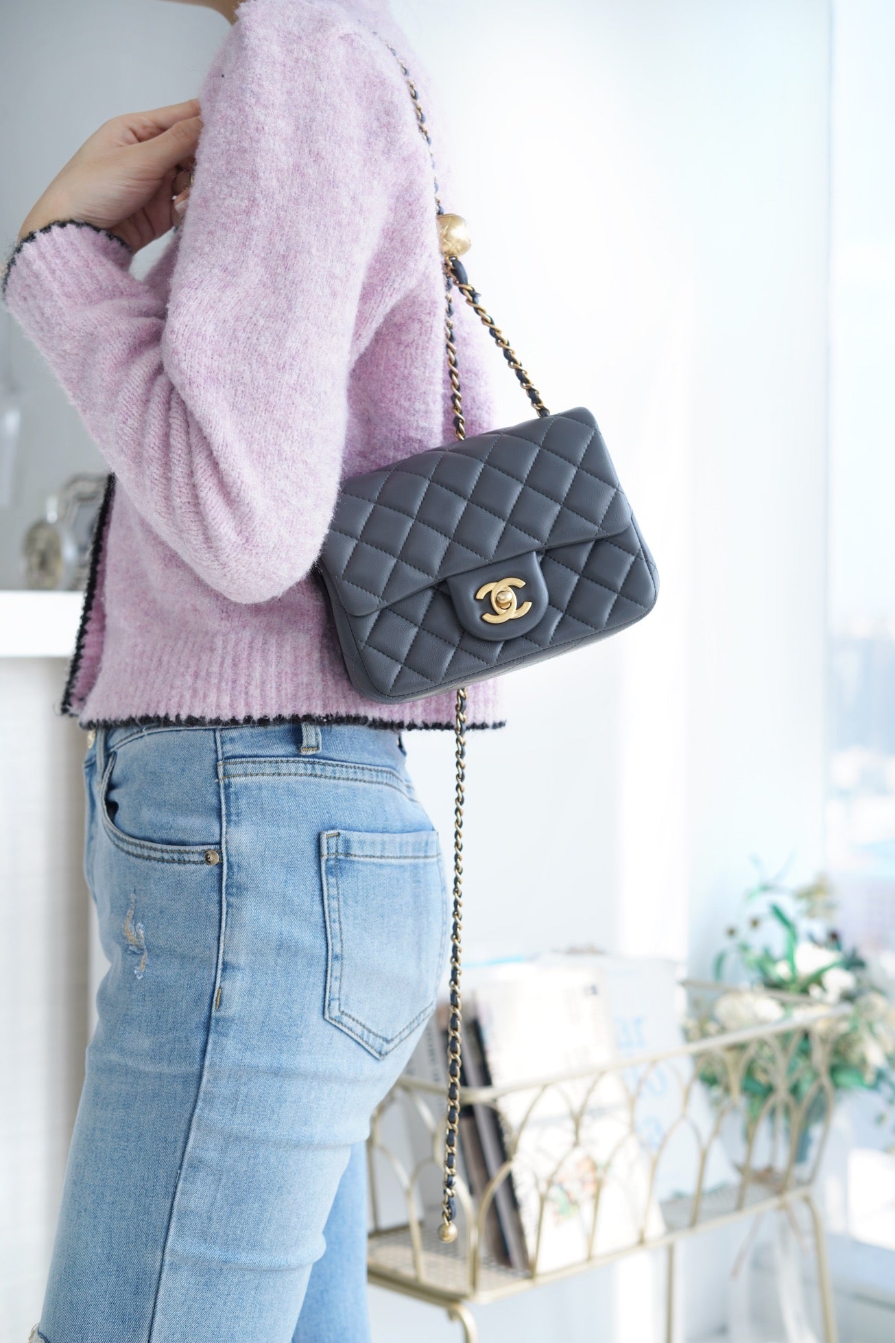 小香家-Chanel 23k 金球方胖子 深灰色