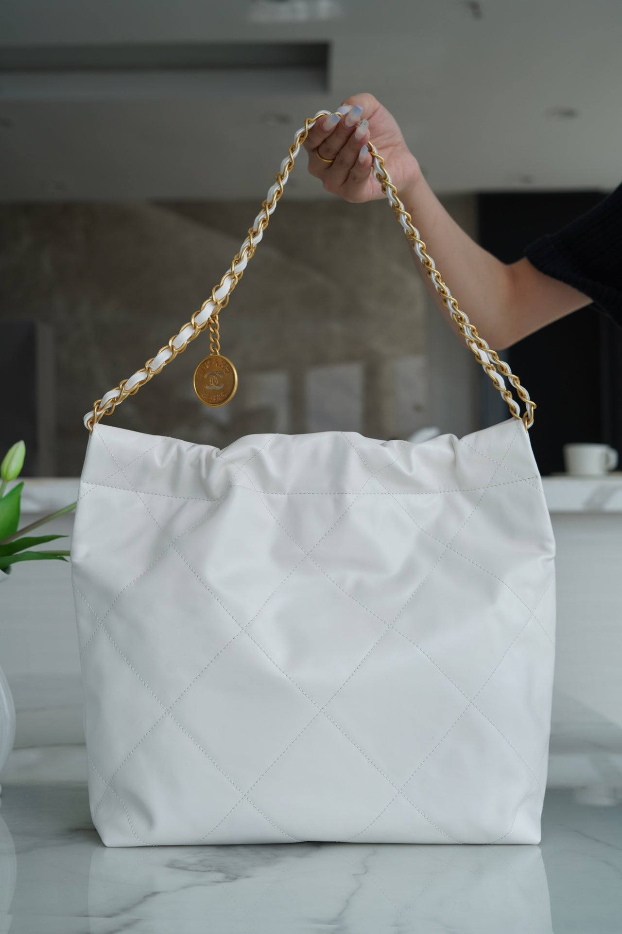 小香家-Chanel 22號手袋 白金色小號