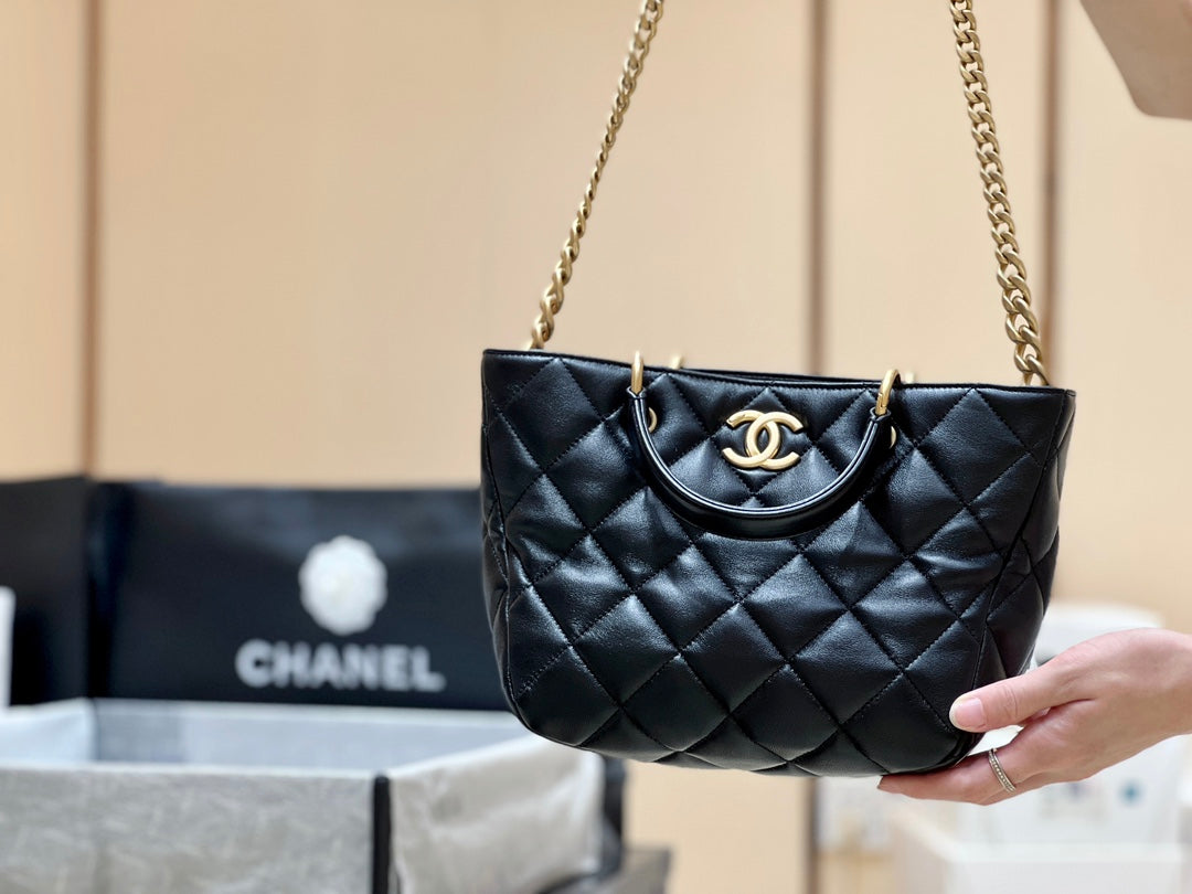 小香家-Chanel 23B 羊皮菜籃子tote斜背包/手提包 黑色