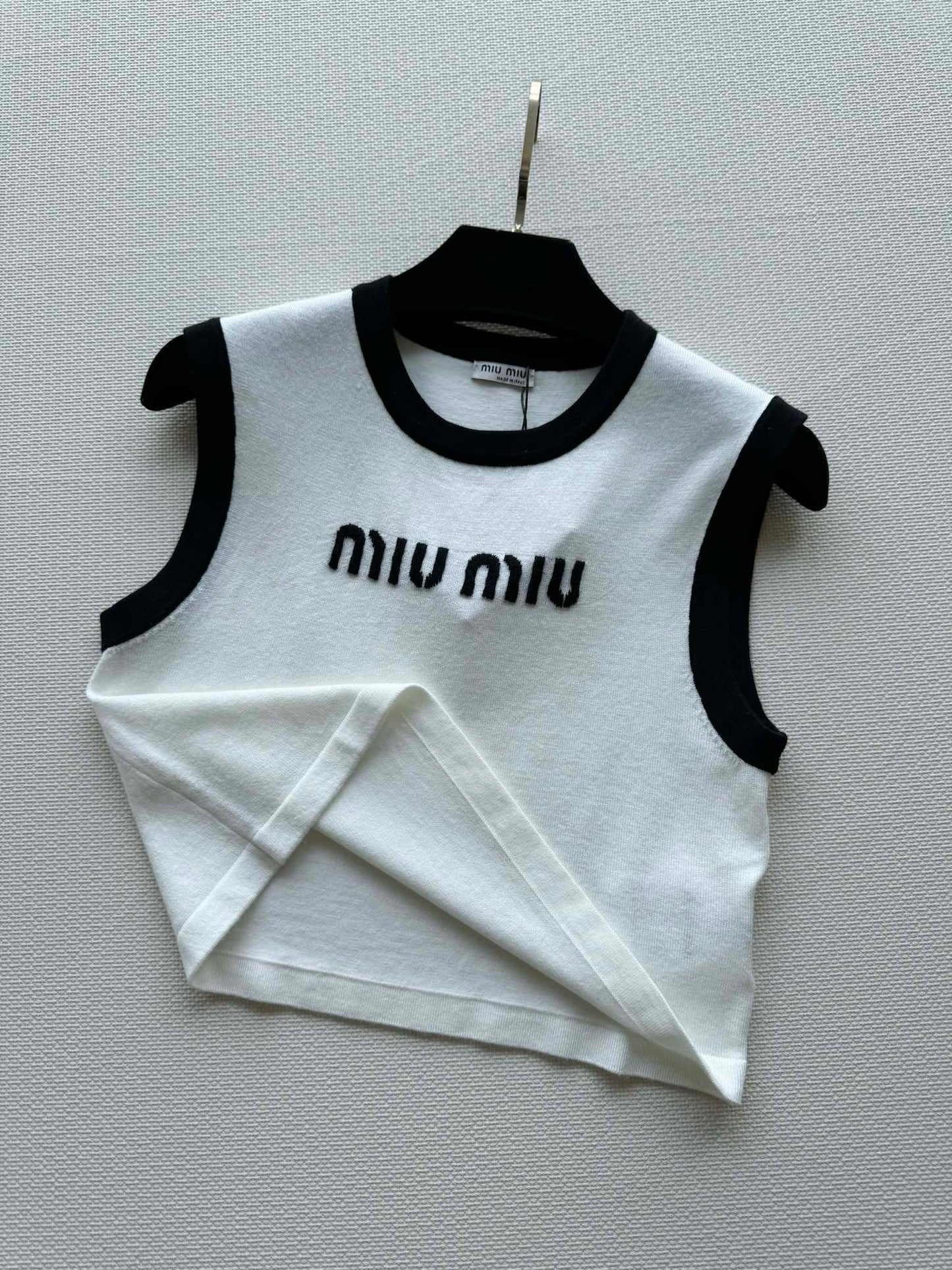 穆M家-2404 24SS春夏新款拼色短背心 白色