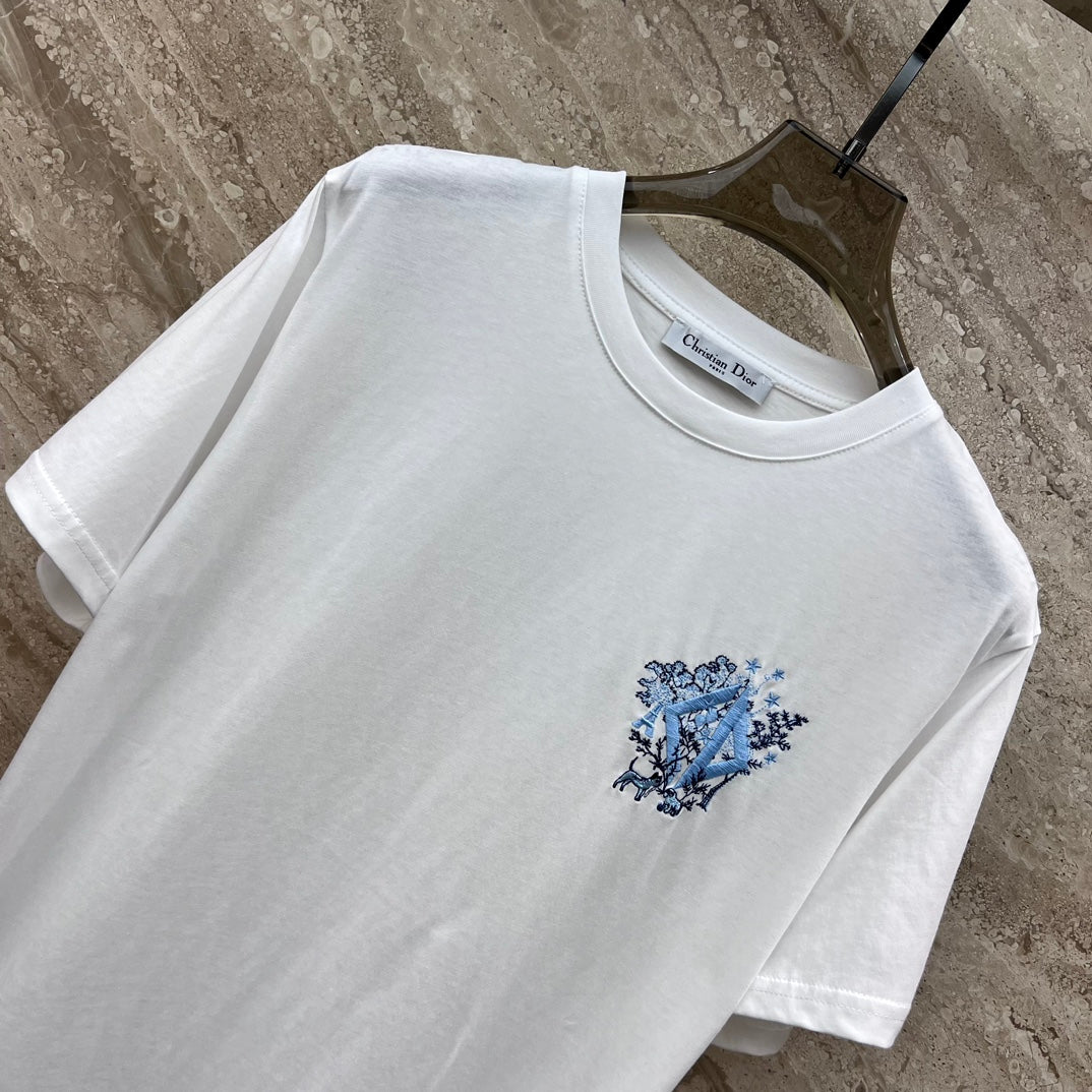 迪D家-2403 24春夏新款 小狗刺繡圓領短袖TEE 白色