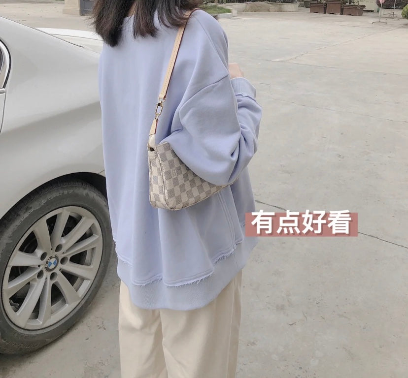 M41207 路L家-手拿包